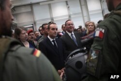دیدار وزرای دفاع فرانسه و آلمان در یک پایگاه فرانسوی برای بحث درباره ساخت مشترک یک تانک