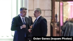 Cu o întârziere de trei săptămâni, rocada premierilor a avut loc. Marcel Ciolacu îi va lua locul lui Nicolae Ciucă în fruntea guvernului. El a demisionat azi. Mâine, 13 iunie 2023, președintele Iohannis urmează să îl desemneze premier pe liderul PSD, Marcel Ciolacu. 