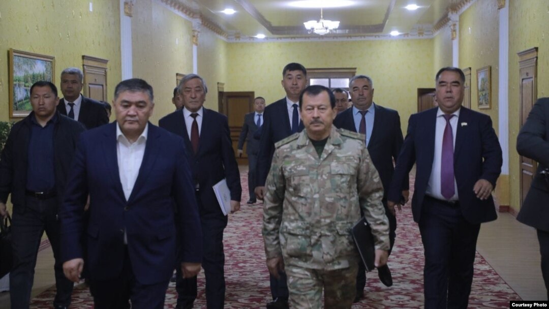 Ҳайатҳои Тоҷикистону Қирғизистон, 16-уми октябр, шаҳри Бӯстони вилояти Суғд