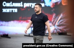 В.Зеленский