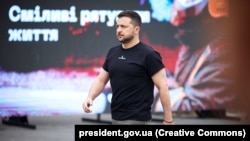 Președintele Ucrainei, Volodimir Zelenski, merge joi în SUA unde va solicita creșterea sprijinului acordat Ucrainei în războiul de apărare cu Rusia.