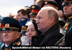 Володимир Путін на параді з нагоди Дня перемоги, який відзначають у Росії, 9 травня 2022 року у Москві