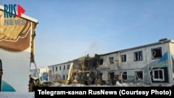 Ndërtesa e zonës së veçantë ekonomike "Alabuga" e goditur nga dronët në Tatarstan, Rusi, 2 prill 2024.
