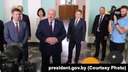 Лукашэнка зрабіў заявы пра Прыгожына падчас наведваньня БДУ 25 жніўня 2023-га. 