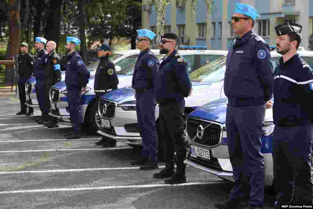 МАКЕДОНИЈА -&nbsp;Во полицискиот тренинг центар во Ѓорче Петров, денеска, со свечена церемонија, официјално почна Заедничката операција на Фронтекс во Северна Македонија.