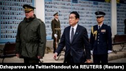Domaćin ovogodišnjeg samita lidera Grupe sedam je premijer Japana Fumio Kišida koji je u martu 2023. posjetio Kijev. “Današnja Ukrajina bi sutra mogla biti istočna Azija”, upozorava Kišida uoči samita G7 koji počinje 19. maja.