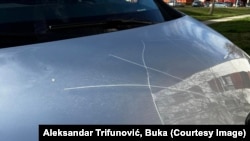 Oštećena vozila novinara Aleksandra Trifunovića i Nikole Morače, Banjaluka, 9.mart 2023. godine 
