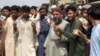  تصمیم حکومت موقت پاکستان برای اخراج مهاجرین افغان چه قدر نگران کننده است؟ 
