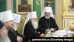 Mitropolitul Chișinăului și al întregii Moldove, Vladimir (dreapta), participă la Sinodul Bisericii Ortodoxe Ruse de la Moscova, 12 martie 2024.