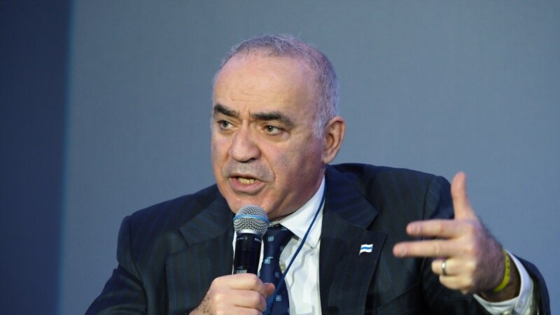 Kasparov smatra da bi Rusija mogla odustati od nekih teritorija ako izgubi rat