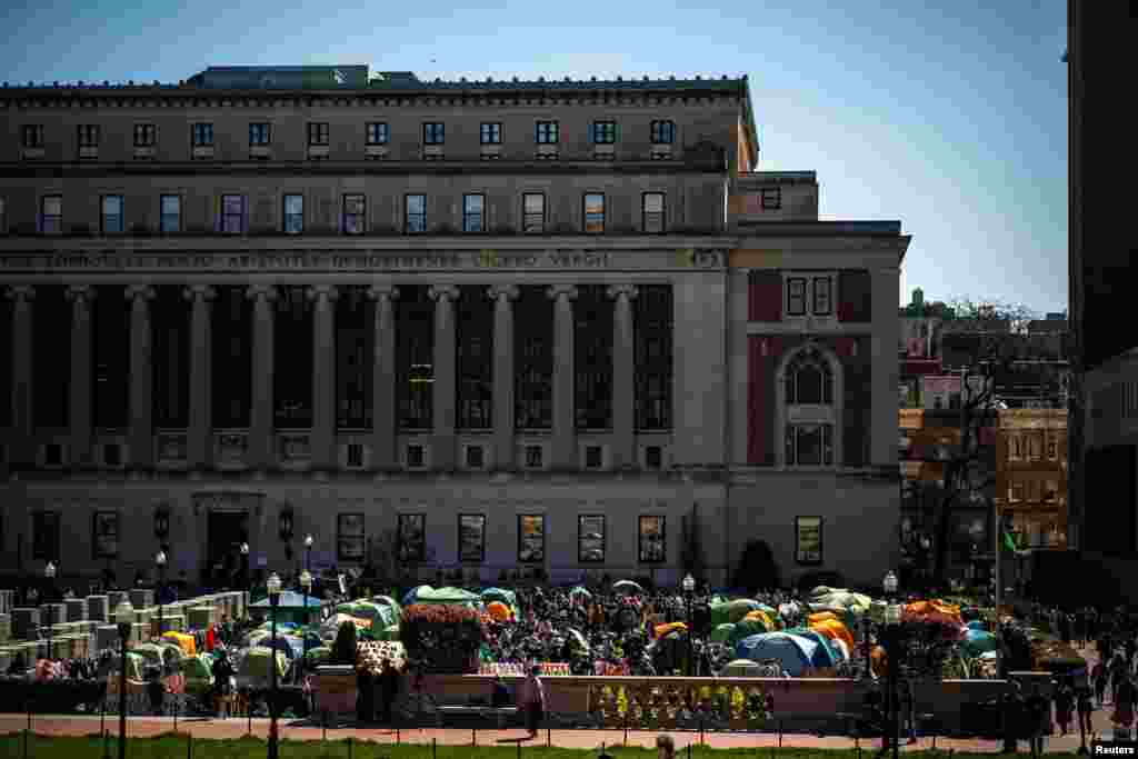 Kampingu i ngritur nga protestuesit në oborrin e Universitetit Columbia në Nju Jork.