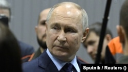 Владимир Путин на заводе. Россия, февраль 2024 года