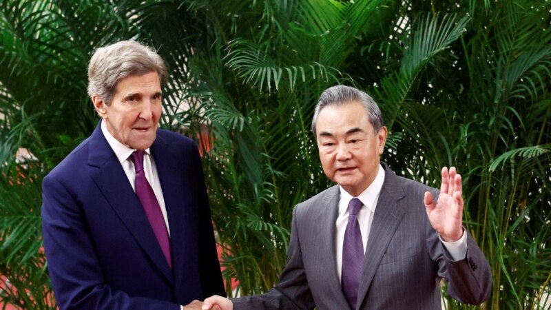 Vizita lui John Kerry în China: Relansarea dialogului asupra crizei climatice