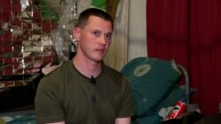 Un medic militar ucrainean se întoarce în armată după ce a fost ținut captiv de ruși