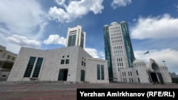 Қазақстан парламенті ғимараты