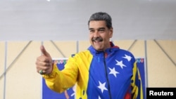 Nicolás Maduro susține că a câștigat alegerile prezidențiale. Opoziția spune că reprezentantul său, Edmundo González, se află îl devansează cu 40 de procente pe Maduro. 