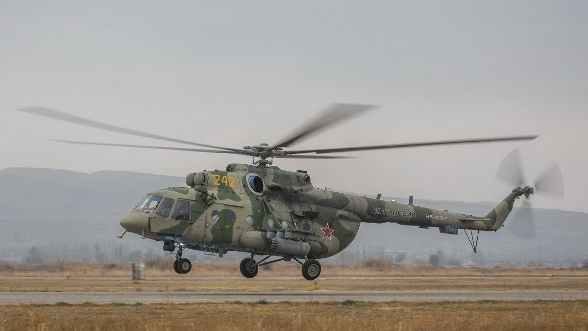 Russian Mi-8 helicopter flew to Ukraine