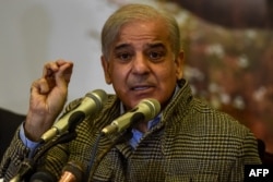 Pakistani Prime Minister Shahbaz Sharif (file photo)