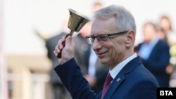  Министър-председателят акад. Николай Денков участва на откриването на образователната година в Националната природо-математическа гимназия „ Акад. Любомир Чакалов “. 