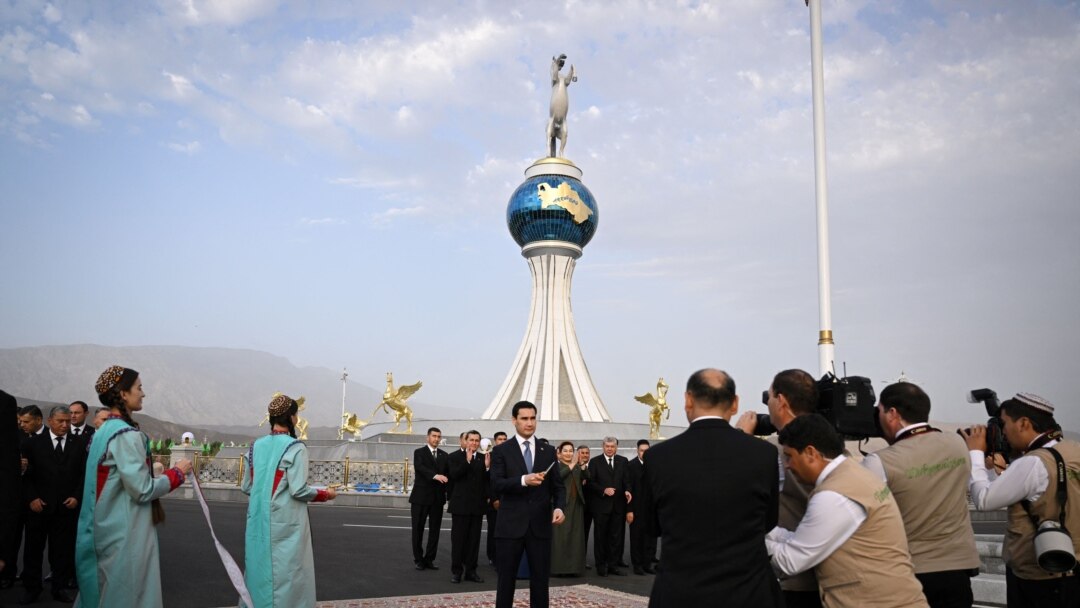 Юлиана Караулова порно видео