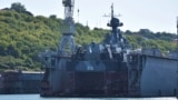 Малый ракетный корабль «Самум» на доковом ремонте в Севастополе. Крым, архивное фото