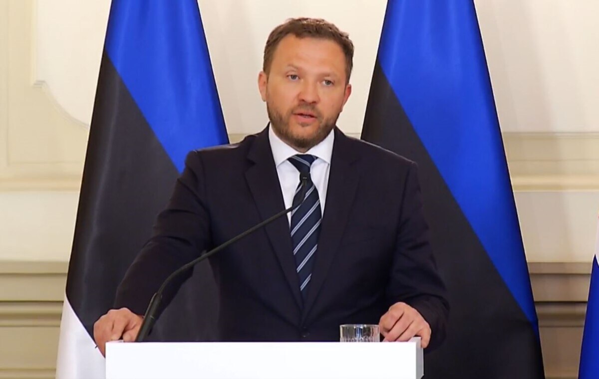 Голова МЗС Естонії прибув до Києва і зустрівся із Сибігою