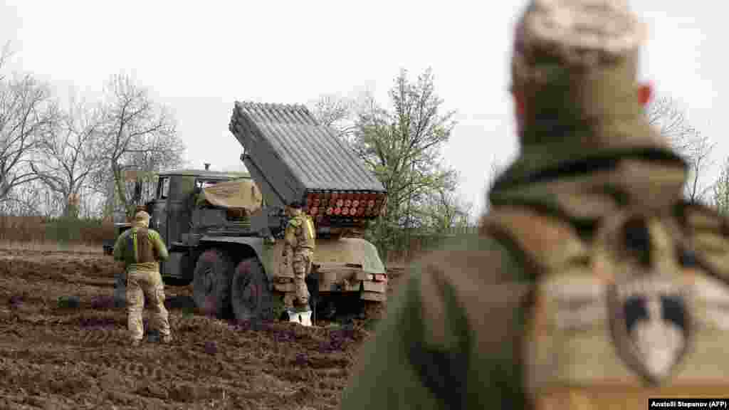 Az ukrán hadvezetés szerint az orosz alakulatok továbbra is mindenáron el akarják foglalni&nbsp;Bahmutot, de jelentős veszteségeket szenvednek