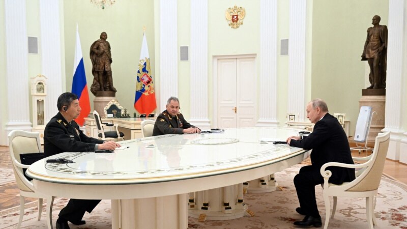 Putin se u Moskvi sastao sa kineskim ministrom odbrane