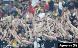 Andrei Preda gjatë ndeshjes mes Rumanisë dhe Kosovës të zhvilluar në Bukuresht.