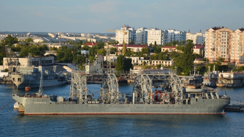 В Севастополе под удар попало спасательное судно «Коммуна». Сможет ли Черноморский флот России его заменить?