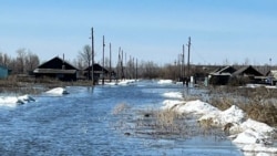 Затопленный поселок Северо-Любинское в Омской области