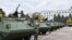Imagini de la recepționarea de către armata R. Moldova a unor transportoare blindate oferite de Germania în noiembrie, 2023. 