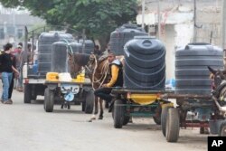 Mobilno snabdijevanje vodom u Rafi, 28. oktobra