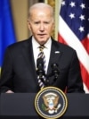 Американська військова допомога з нещодавно оголошених пакетів «вирушить до України вже цього тижня», каже Джо Байден