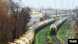 Залізниця на території Туапсинського НПЗ, архівне фото