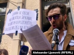 Glumac Mišo Obradović na protestu "Mi smo kultura" u Podgorici