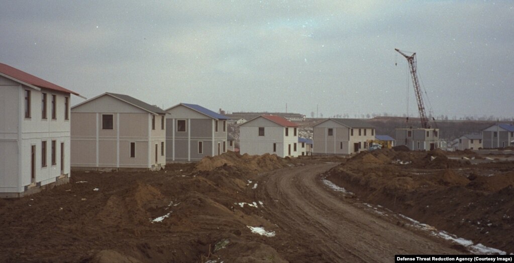 Shtëpi në ndërtim e sipër në Pervomajsk.