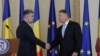 Președintele Iohannis l-a desemnat în funcția de premier al României pe liderul PSD, Marcel Ciolacu. Desemnarea președintelui social-democrat face parte din acordul de funcționare al coaliției de guvernământ. 