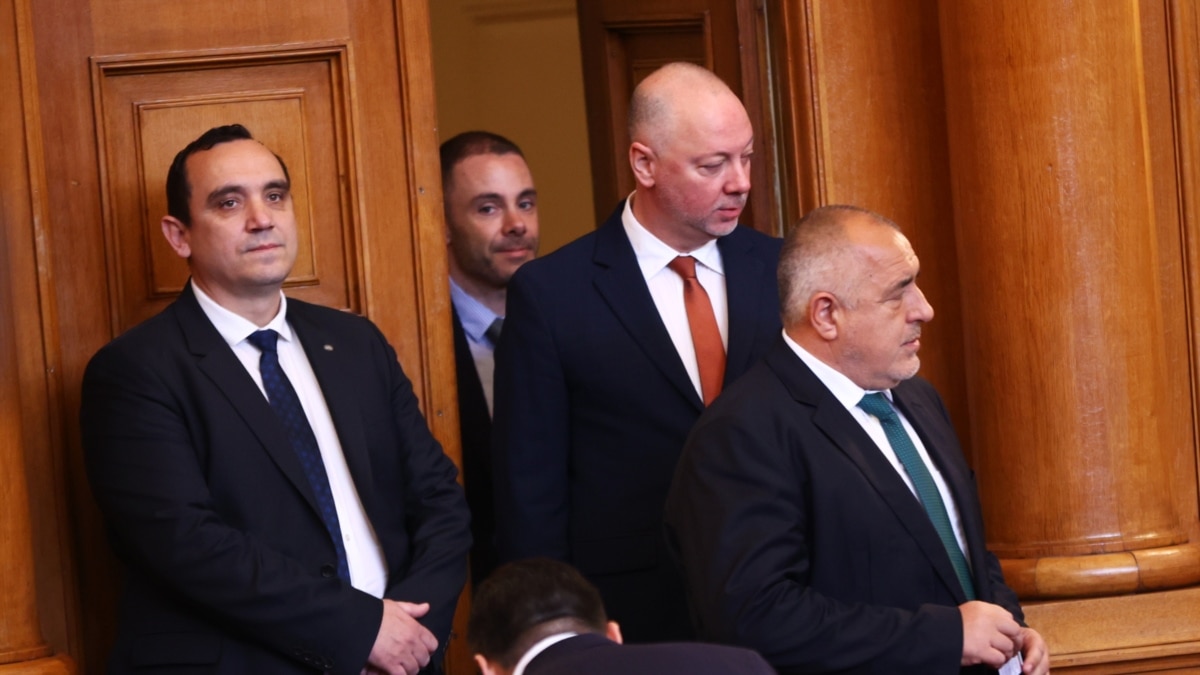 Бойко Борисов все още има депутатски имунитет и прокуратурата не