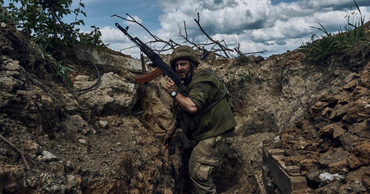 01000000-0aff-0242-b509-