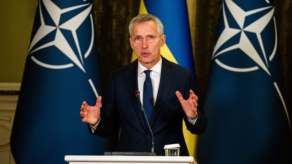 Stoltenberg will remain as NATO Secretary General for another hour