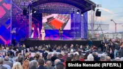Hundreds of people attended the opening ceremony, including members of the Djokovic family, Republika Srpska President Milorad Dodik, and Banja Luka Mayor Drasko Stanivukovic.