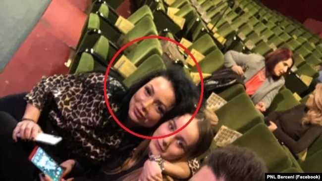 Jenica Slav, într-o fotografie de la o manifestare a PNL Berceni, în 2019.