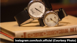 Гадзіньнікі, прысьвечаныя Дню роднай мовы, архіўны здымак