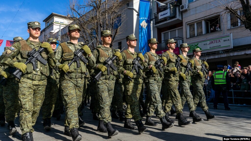 Për herë të parë, pjesëtarët e FSK-së dhe PK-së kanë parakaluar në vitin 2019, për të shënuar shpalljen e pavarësisë së Kosovës. 