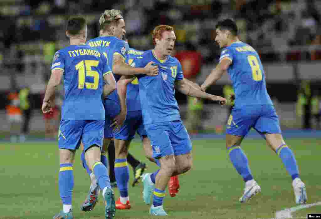 ВУкраинците направија пресврт во второто полувреме и победија со 2:3