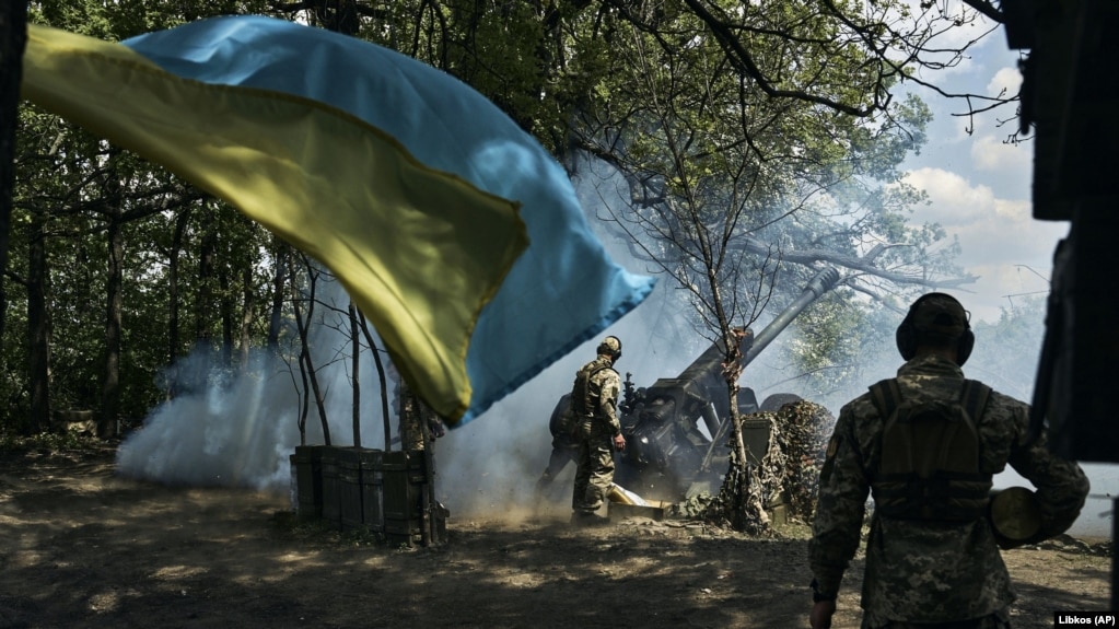Українські воїни захищають рідну землю неподалік Бахмуту, 2023 рік 