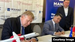 "Манас" эл аралык аэропорту Dash-8-400 үлгүсүндөгү эки учак сатып алды