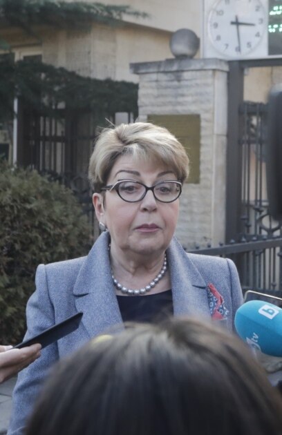 Действията на управляващите в България спрямо активите на Лукойл в