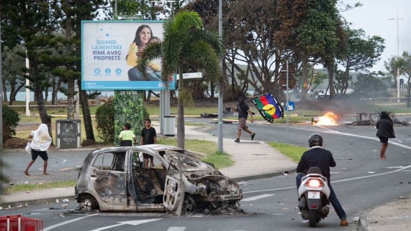 На Нова Каледонија повторно немири